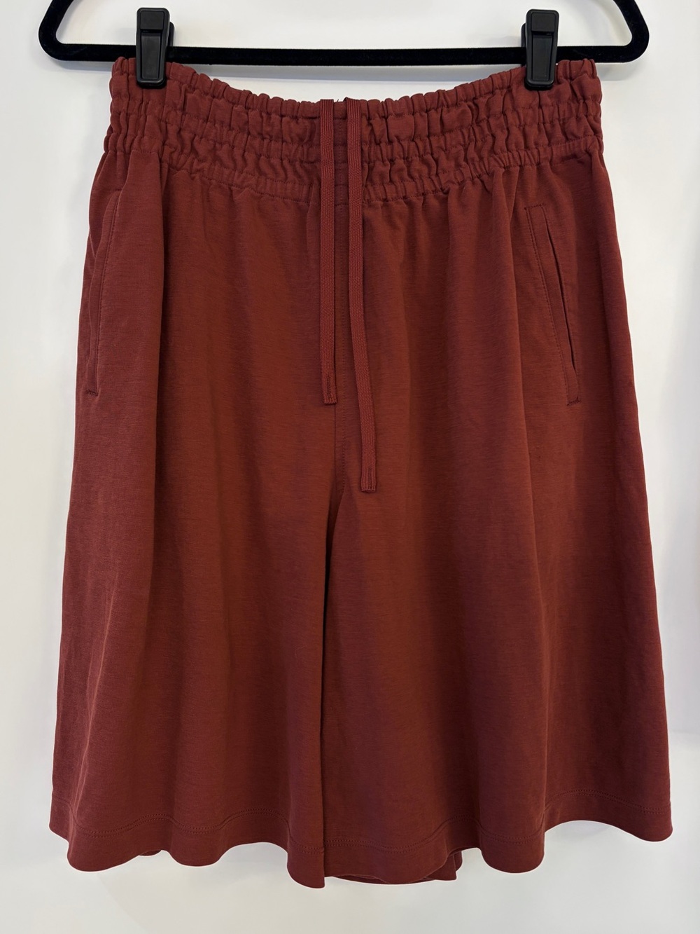 Uniqlo U Womens Sepia Jersey Drawstring Bermuda Shorts with Gathered Waistband
